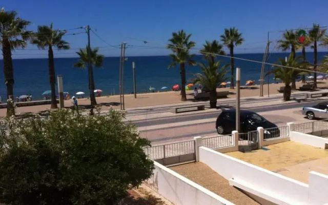 Beachfront Quarteira 1