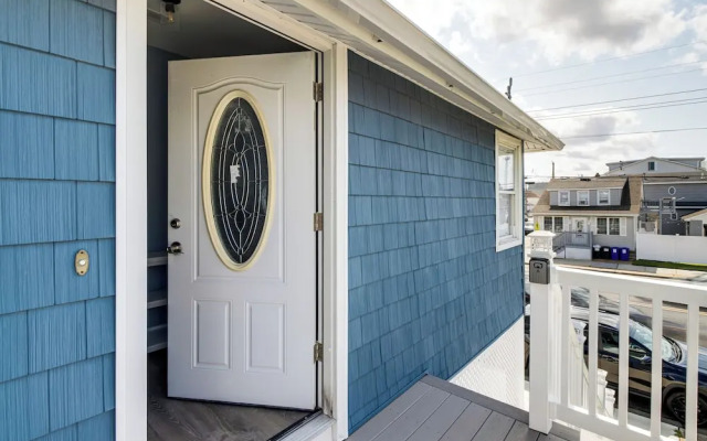 5 Blocks to Wildwood Beach: Family Getaway!