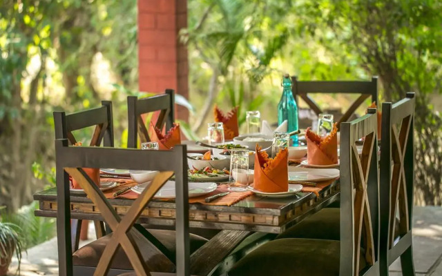 WelcomHeritage Bandhavgarh Jungle Lodge