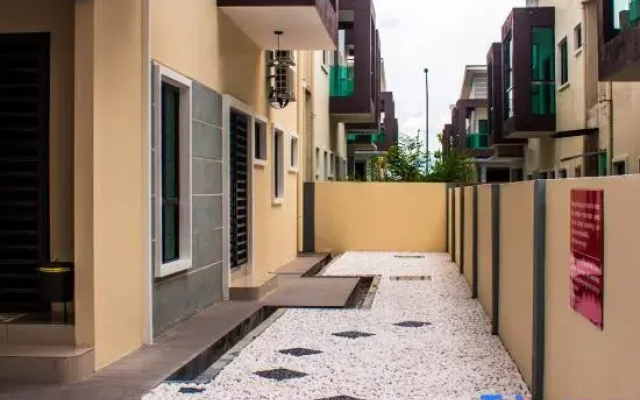 Tropical Livings Meru Ipoh Homestay
