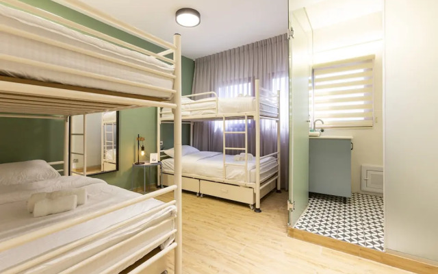 Levinski 113 Hotel