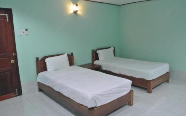 Soulinsouk Resort