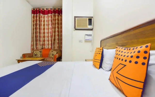 Spot On 38670 Hotel Diamond