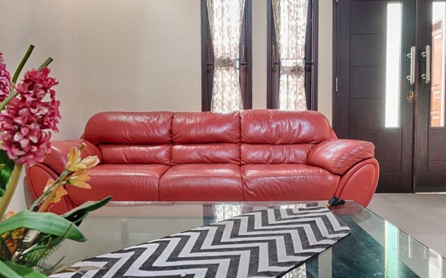 Pondok Dian Syariah by OYO Rooms