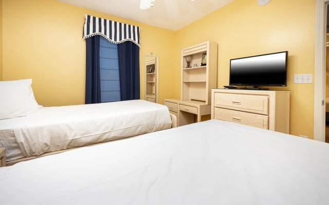 Phoenix X 1013 3 Bedroom Condo