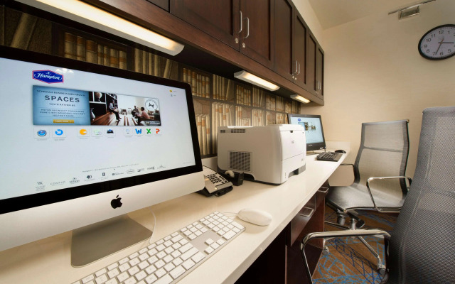Hampton Inn & Suites Baltimore/Woodlawn