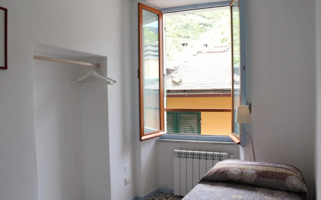 Casa GiGio 011030-LT-0223