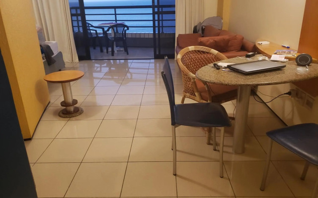 Praia Mansa Suíte Hotel