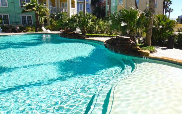 Dawn 722 - Poolside Paradise