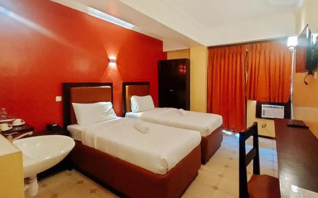 RedDoorz Carlton-Martin Hotel Masbate City