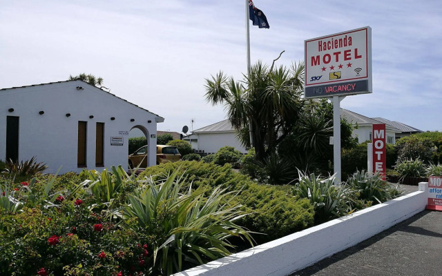 Hacienda Motel