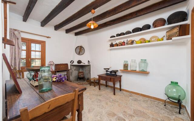 SON GUAL - Apartment with private pool in Inca. Free WiFi