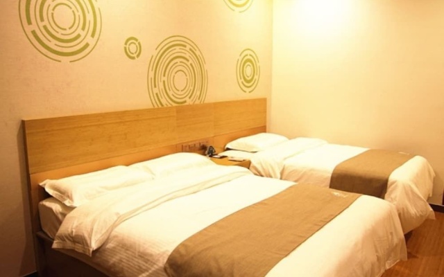 GreenTree Inn Jinan Gaoxin District South Gongye Road Middle Aoti Road Express Hotel – Guest Rooms – Jinan