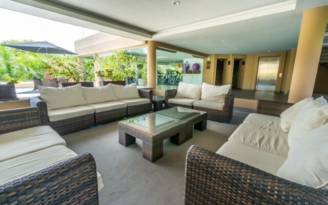 Del Viento Vaiven Penthouse 31 2 Bedroom Condo by RedAwning