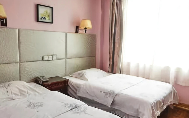 Hai Yue Holiday Hotel