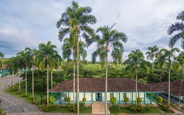 Decameron Las Heliconias