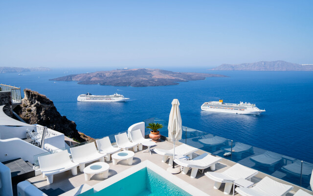 Athina Luxury Suites