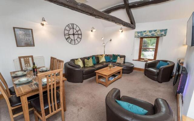 Bridge House Apartment 3
