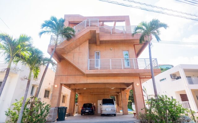 Lanakai House