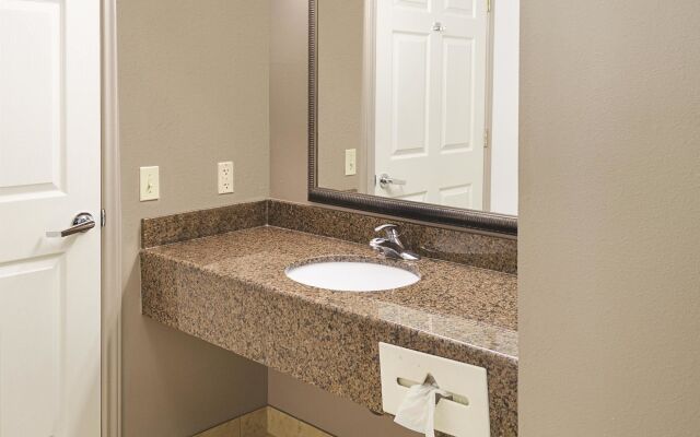 La Quinta Inn And Suites Biloxi