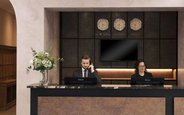 Oatlands Park Hotel