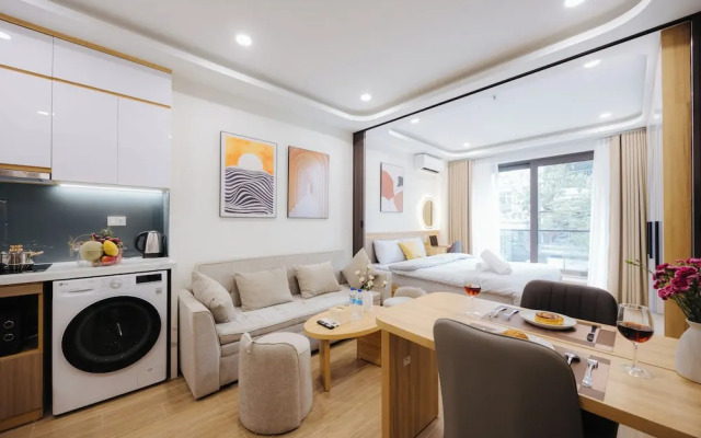 Wisteria Luxury Apartment