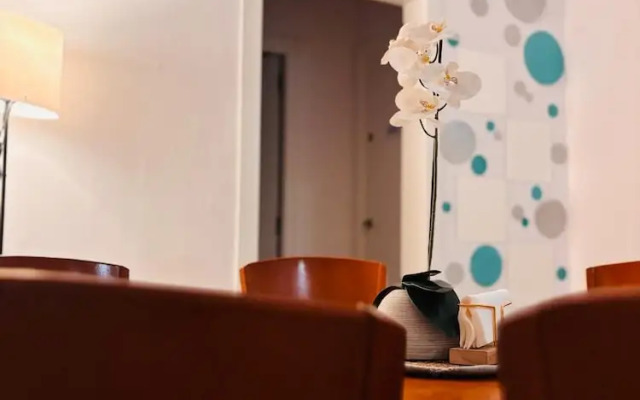 Meridian Rooms