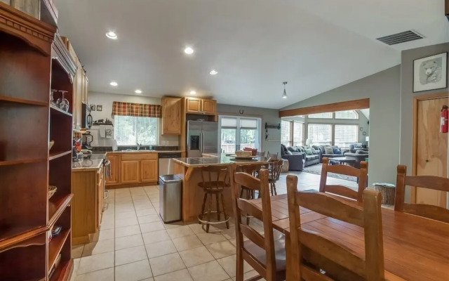 Elder Family Lodge