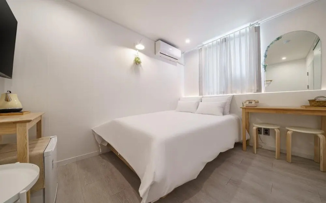Jongno Hotel Rawa