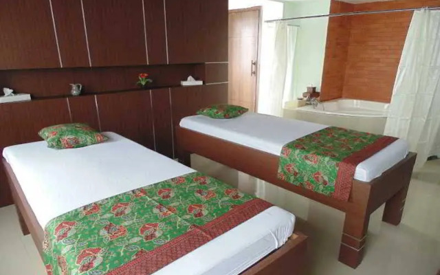 Paragonbiz Hotel