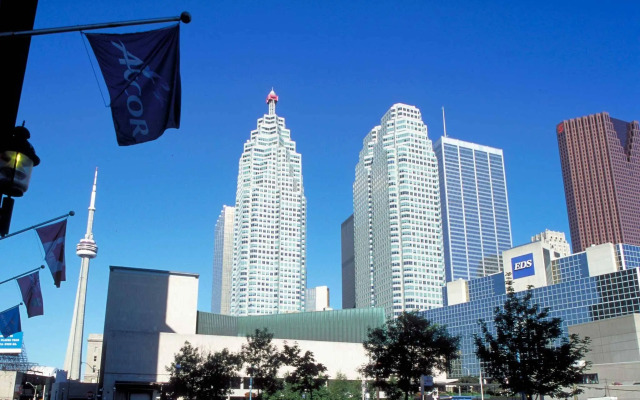 Novotel Toronto North York