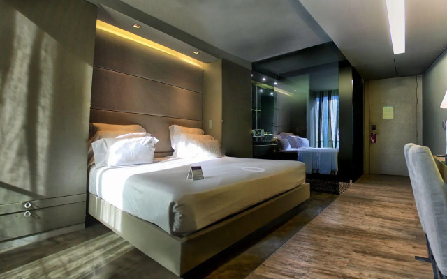 The Vine Hotel