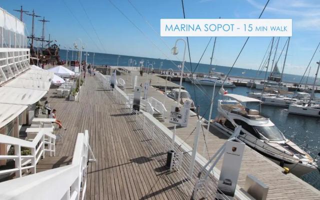 LoveSopot Luxury Garden Apartment