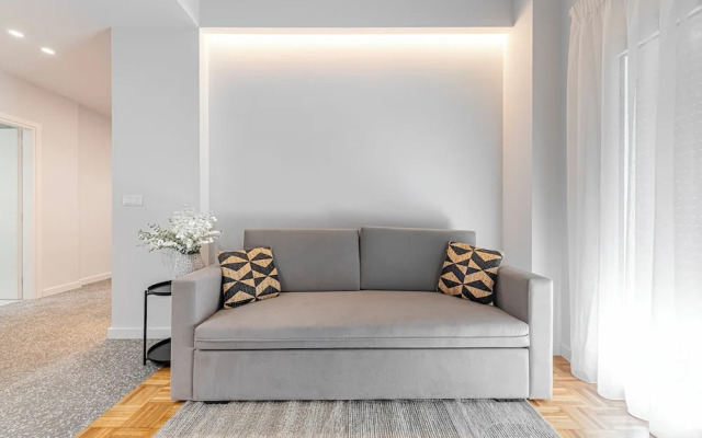 Phaedrus Living Luxury Flat Panormou