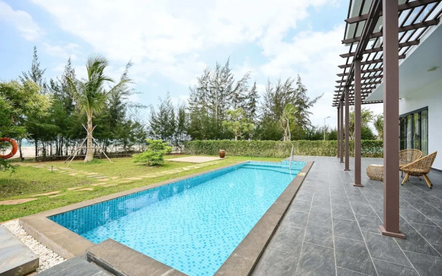 Emerald Ho Tram Resort