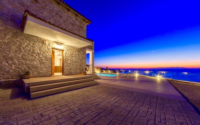 Villa Deluxe III