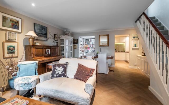 Charming Chiswick Home