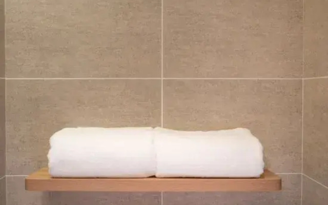 Homeinn Plus Hotel (Kuytun Railway Station)