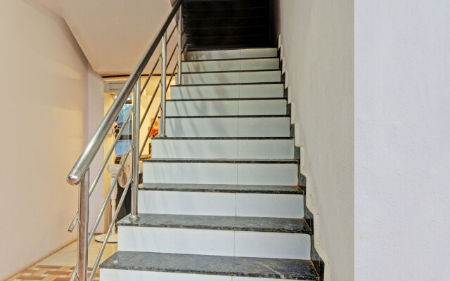 Itsy Hotels La Prince Residency