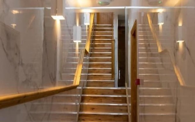 Burren London Hotel