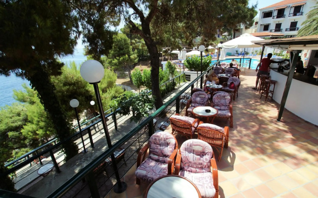 Paradise Hotel