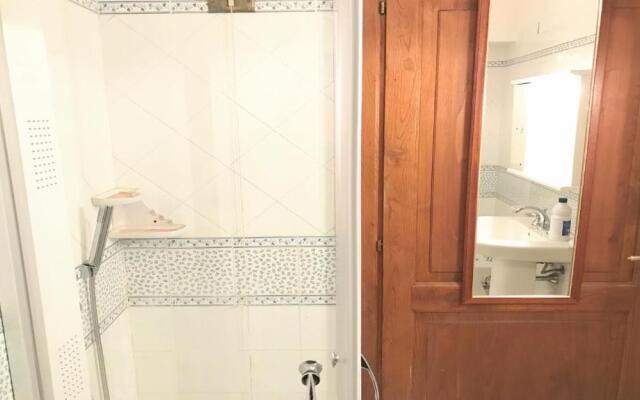 Central Spoleto Apartment With Large Sunny Terrace With Views