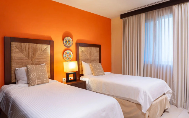 Pueblito Escondido Beachside