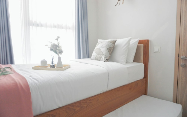 Comfy And Elegant 2Br At Tamansari Iswara Apartment