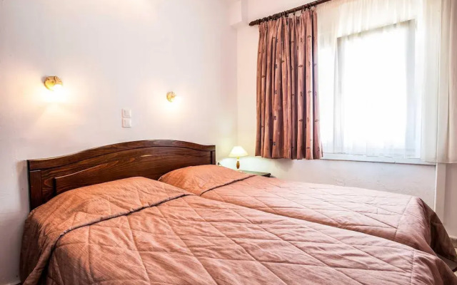814 Mirina - 1 Br Hotel Room
