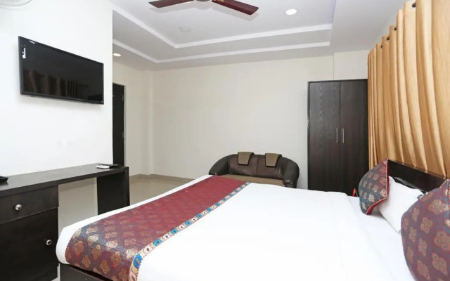 OYO Flagship 121 Hotel Sahu