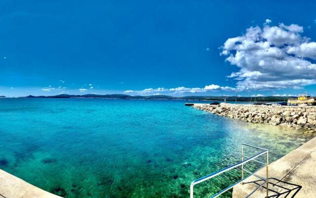 Studio apartment F&J