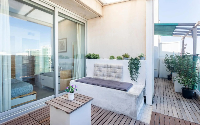 Bonito Atico Con Terraza