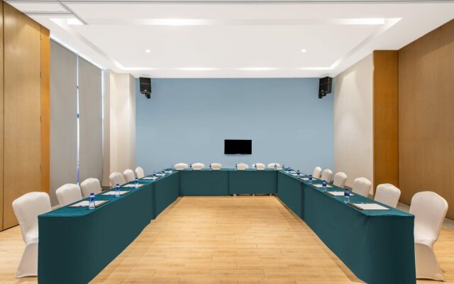 Holiday Inn Express Haikou West Coast by IHG