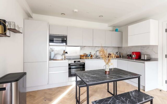 Cosy 2-bed Flat in Vibrant Acton!